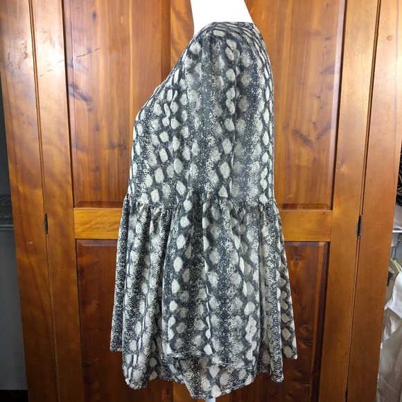SHOW ME YOUR MUMU Boho Snake Print Poet Sheer Balloon Bell sleeve Fairycore Top - Picture 5 of 13